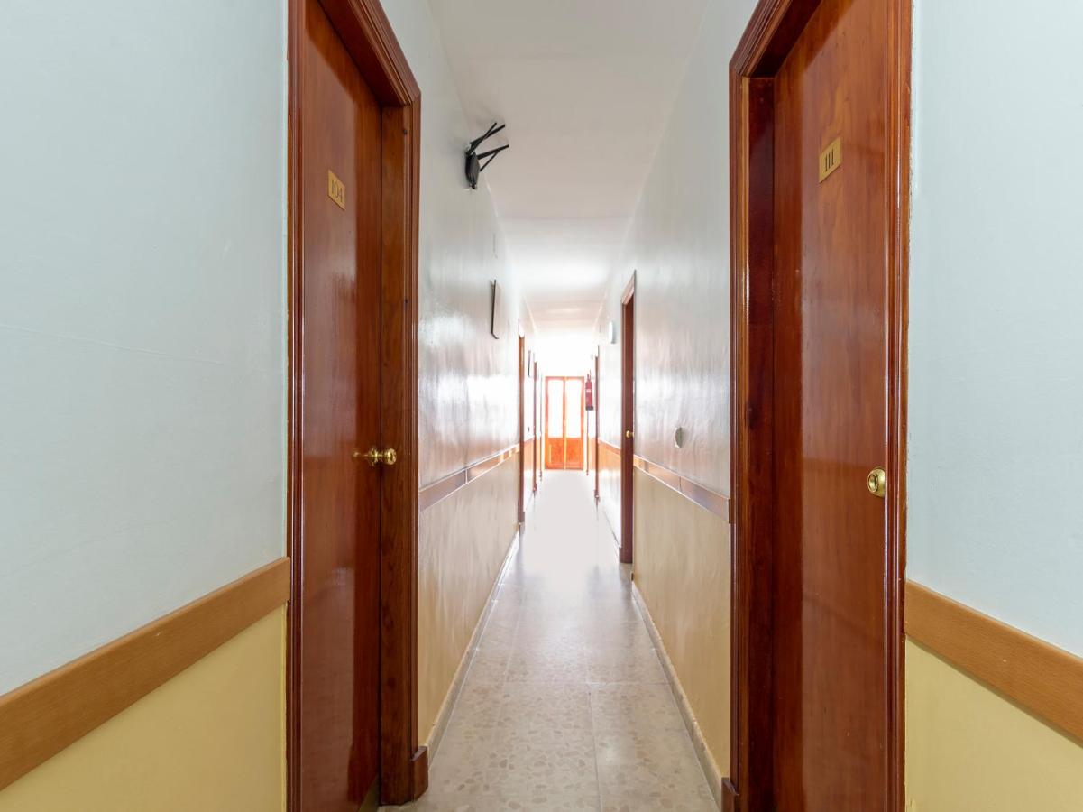 Oyo Hostal El Paisano Utrera Zewnętrze zdjęcie